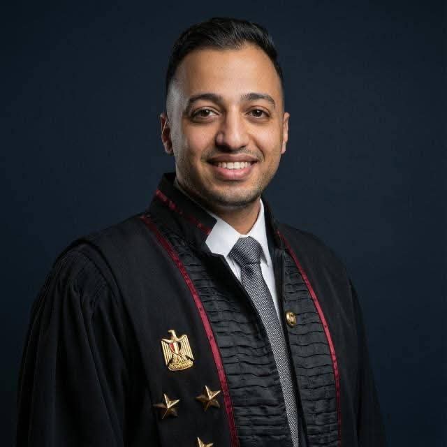 الأستاذ عمر حسن صبحي